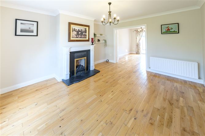 15 Riverwood Gardens, Castleknock, Dublin