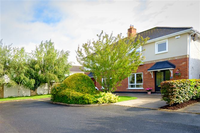 15 Riverwood Gardens, Castleknock, Dublin