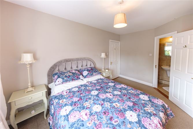 15 Riverwood Gardens, Castleknock, Dublin