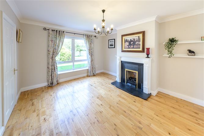 15 Riverwood Gardens, Castleknock, Dublin