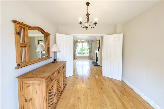 15 Riverwood Gardens, Castleknock, Dublin