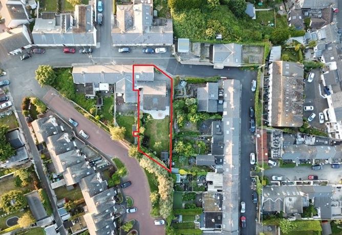 Hillcrest Cottage, 22 St Nessans Terrace, Howth, Co. Dublin