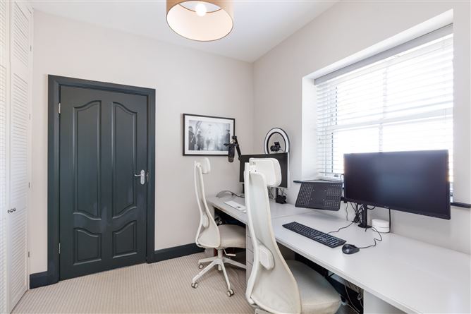 Hillcrest Cottage, 22 St Nessans Terrace, Howth, Co. Dublin