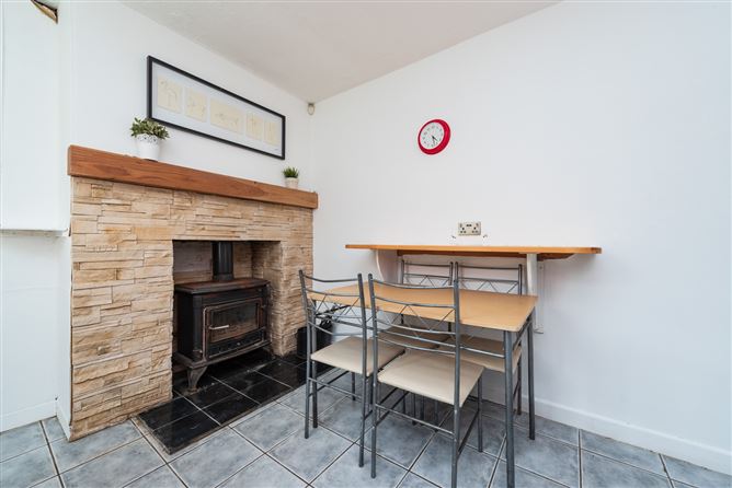 8 Maddenstown Terrace, Maddenstown North, Co.Kildare, Curragh, Kildare