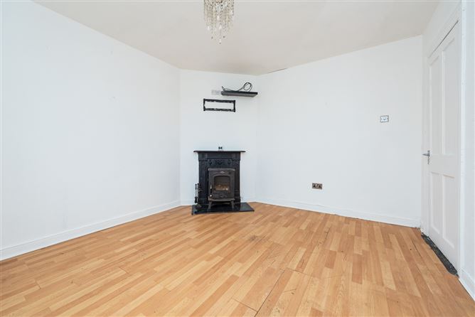 8 Maddenstown Terrace, Maddenstown North, Co.Kildare, Curragh, Kildare