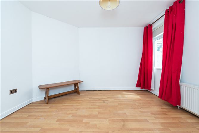 8 Maddenstown Terrace, Maddenstown North, Co.Kildare, Curragh, Kildare