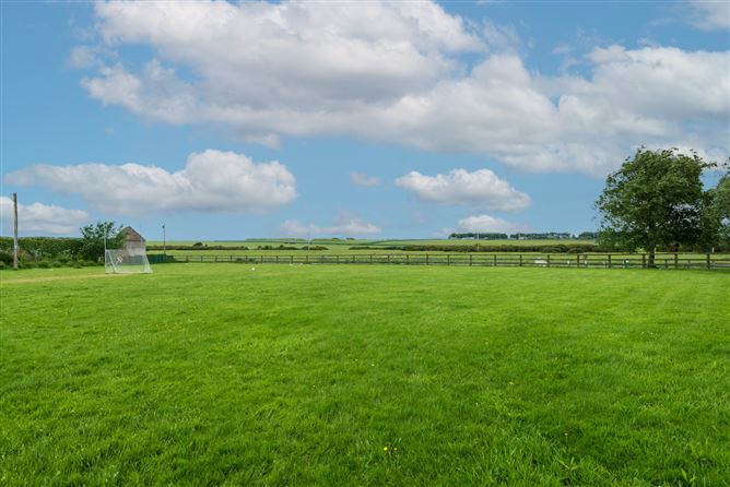 8 Maddenstown Terrace, Maddenstown North, Co.Kildare, Curragh, Kildare