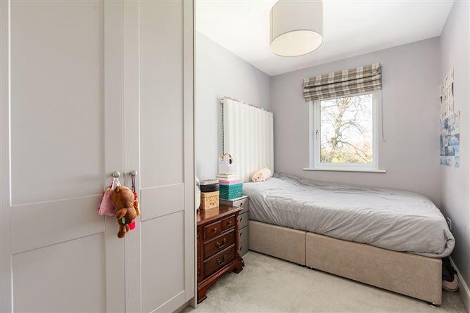 172 Stepaside Park, Stepaside, Dublin 18