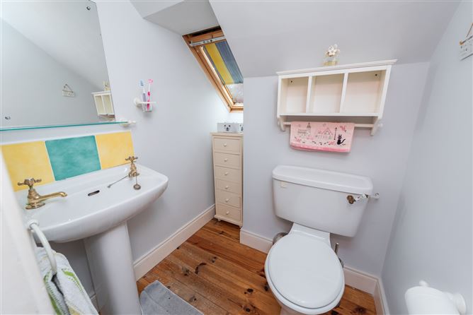 https://photos-a.propertyimages.ie/media/6/9/0/4954096/4422e14f-024f-40b0-82a4-2048f2957a9b_l.jpg