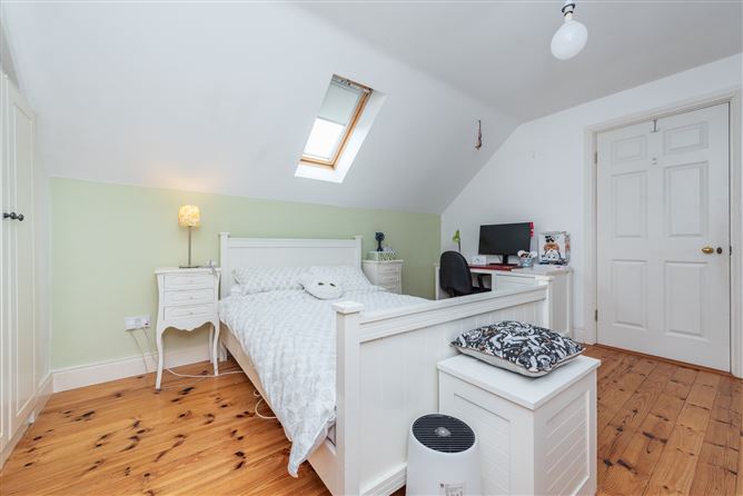 https://photos-a.propertyimages.ie/media/6/9/0/4954096/4422e14f-024f-40b0-82a4-2048f2957a9b_l.jpg