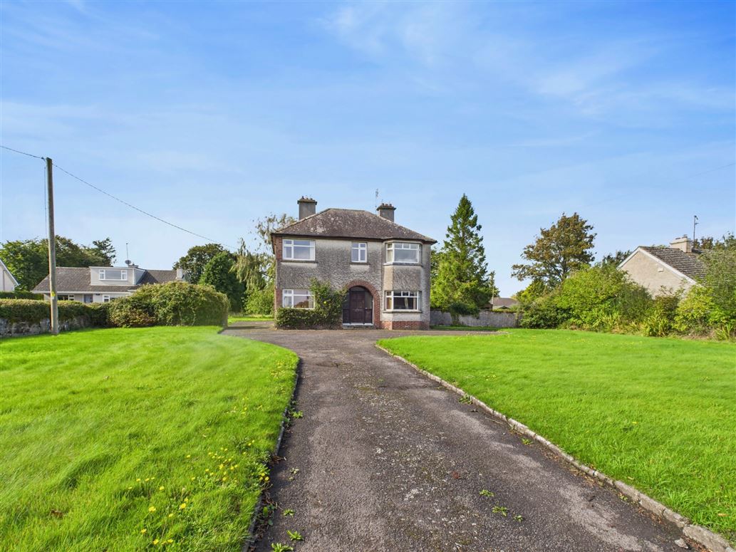 Nenagh Road, Borrisokane, Co. Tipperary