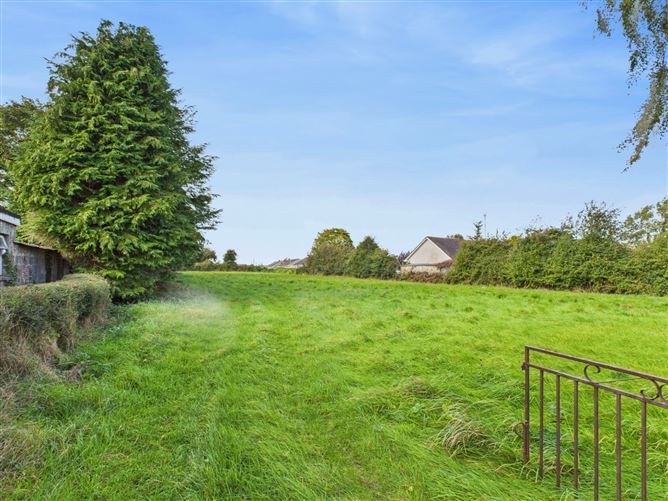 Nenagh Road, Borrisokane, Co. Tipperary