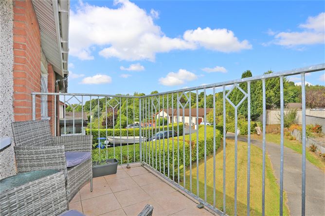 17 Tullyvarraga Crescent, Shannon, Co. Clare