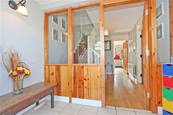 17 Tullyvarraga Crescent, Shannon, Co. Clare
