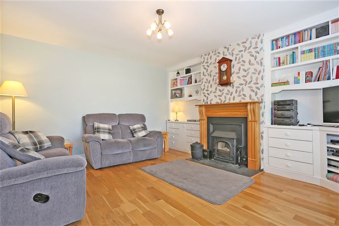 17 Tullyvarraga Crescent, Shannon, Co. Clare