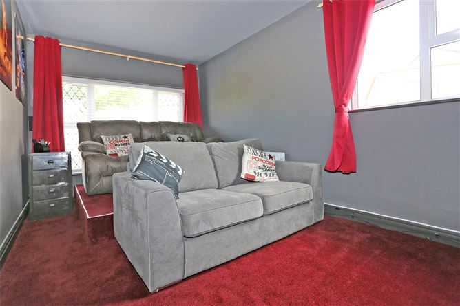 17 Tullyvarraga Crescent, Shannon, Co. Clare