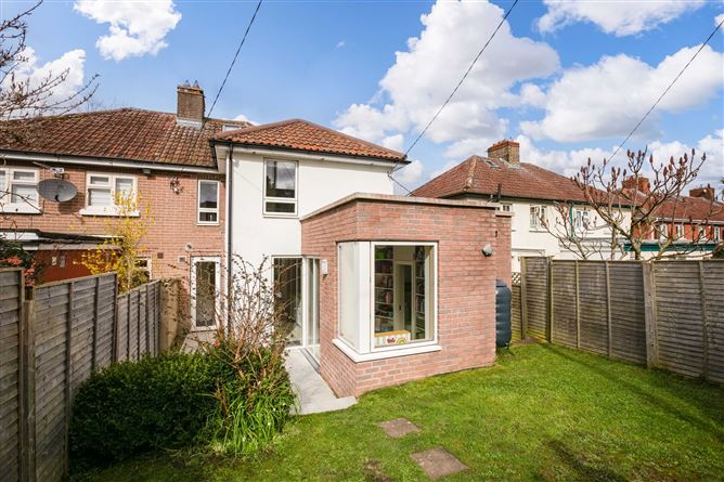 35 Ballinteer Gardens, Ballinteer,   Dublin 16