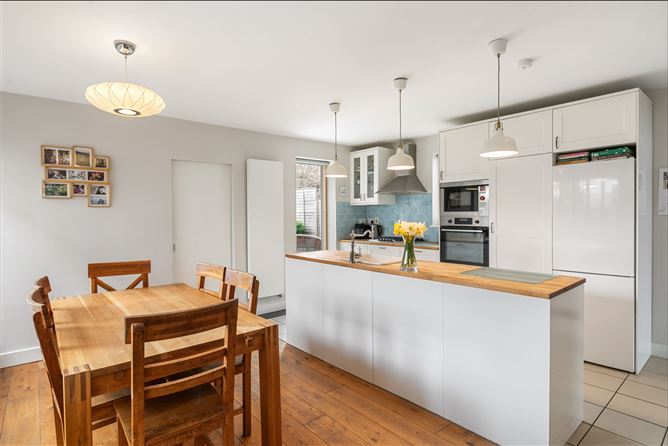 35 Ballinteer Gardens, Ballinteer,   Dublin 16