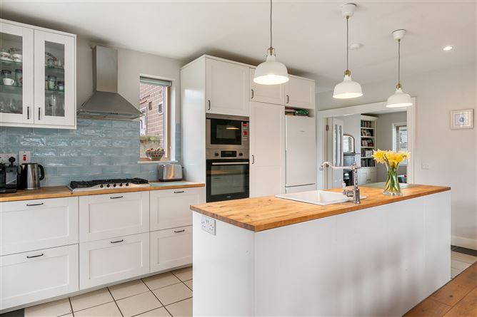 35 Ballinteer Gardens, Ballinteer,   Dublin 16