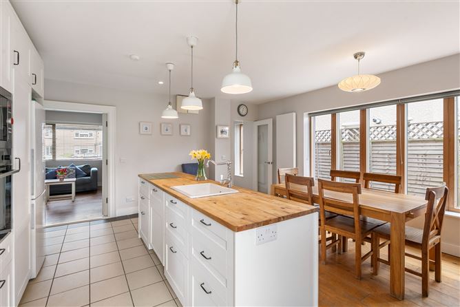 35 Ballinteer Gardens, Ballinteer,   Dublin 16