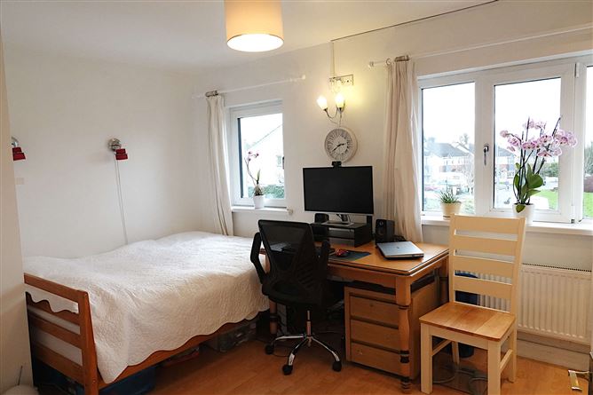 76 Sli an Choiste, Monksland, Athlone, Co. Roscommon