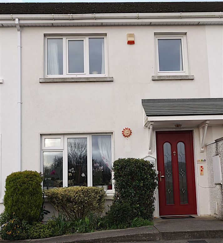 76 Sli an Choiste, Monksland, Athlone, Co. Roscommon