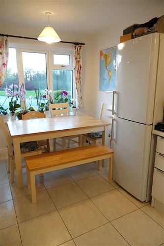 76 Sli an Choiste, Monksland, Athlone, Co. Roscommon