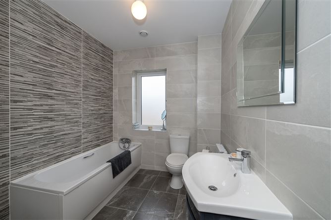 32 Meadow Walk, Castle Heights, Kilmoney, Carriagline, Carrigaline, Cork