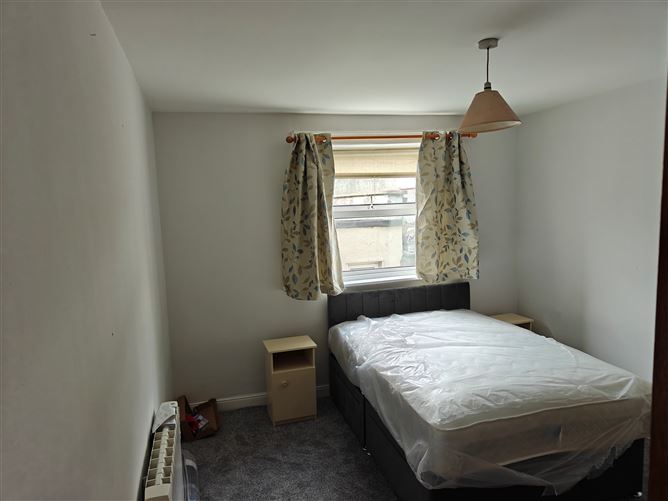 Flat 1, 27 parkgate street, South City Centre - D8,   Dublin 8, D08PT4C 