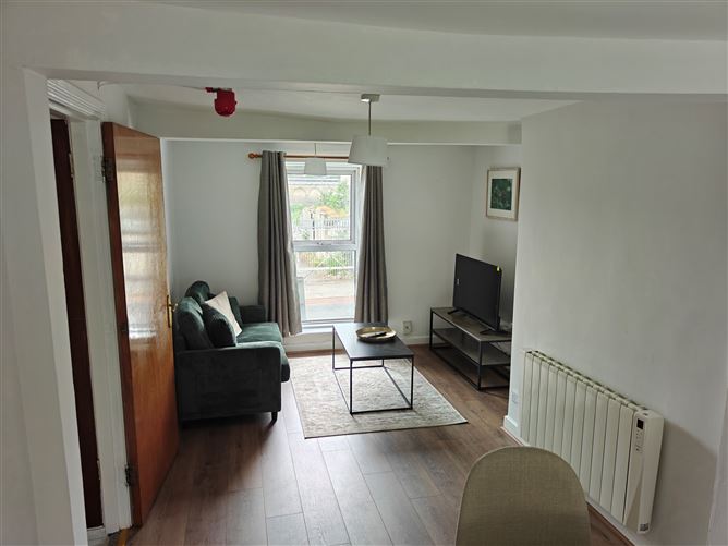 Flat 1, 27 parkgate street, South City Centre - D8,   Dublin 8, D08PT4C 