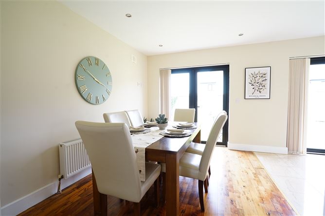 https://photos-a.propertyimages.ie/media/6/9/1/5001196/9f699a28-49d4-423c-97d0-b65107f1e212_l.jpg