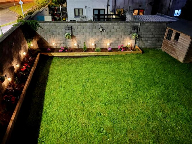 https://photos-a.propertyimages.ie/media/6/9/1/5001196/9f699a28-49d4-423c-97d0-b65107f1e212_l.jpg