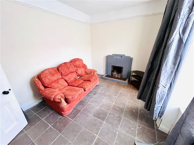 2 Arravale Terrace, Galbally Road, Tipperary Town