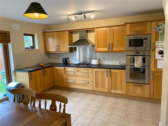 21 The Crescent, Greenfields, Firies, Co. Kerry