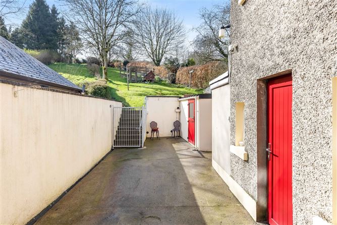 21 Cathedral Road, Cavan