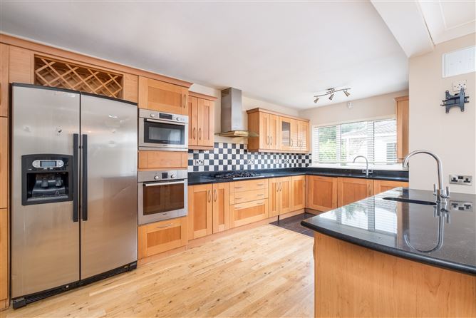 14 Oakdale Crescent, Ballycullen, Dublin 24