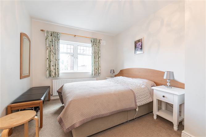 2 Whately Place, Stillorgan, County Dublin