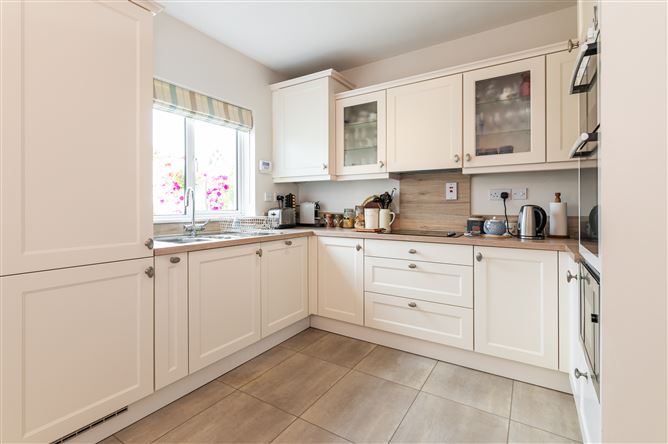 2 Whately Place, Stillorgan, County Dublin