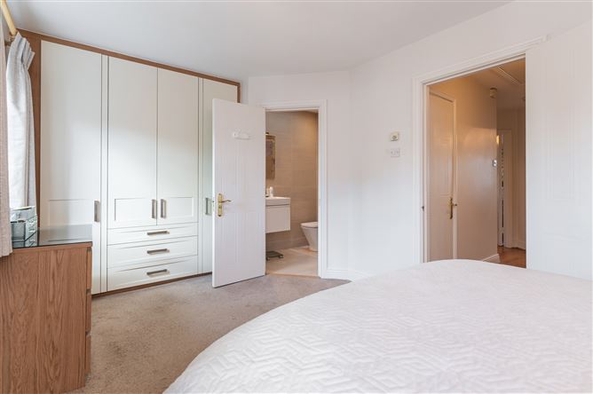 2 Whately Place, Stillorgan, County Dublin