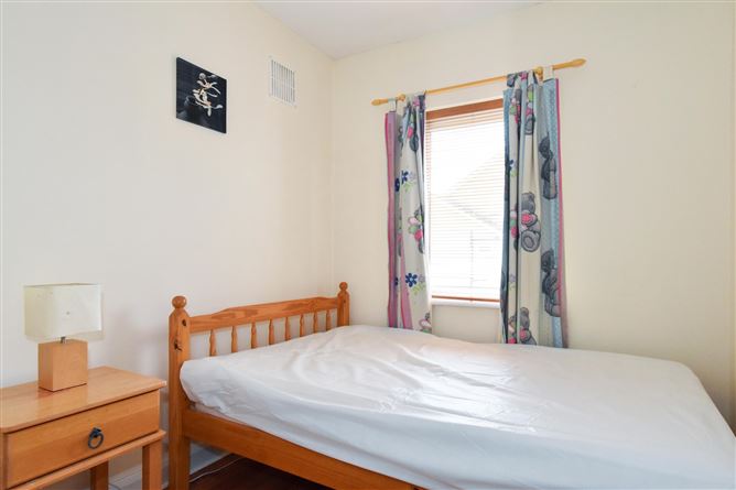 Active Retired, 342 Boireann Bheag, Roscam, Galway
