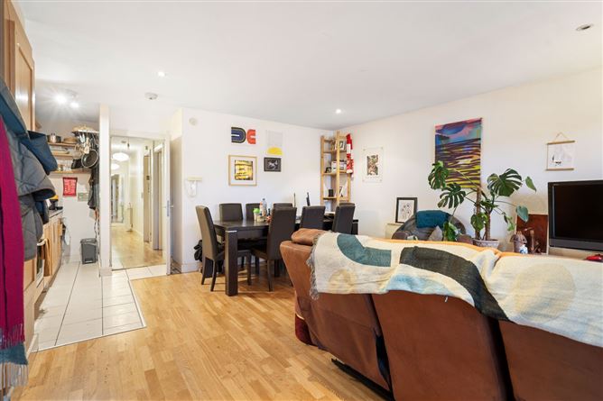 9 Crostick Court, Meath Street, Dublin 8