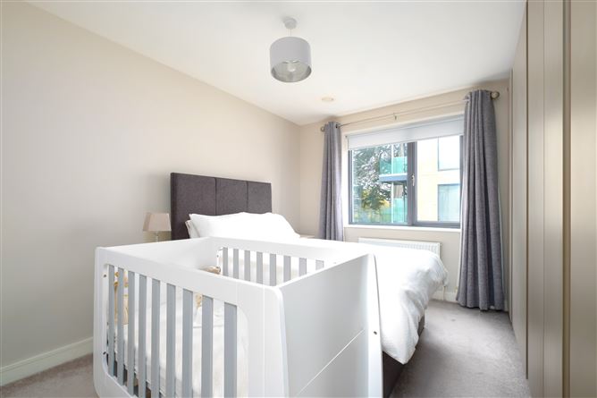 2 The Crescent, Scholarstown Wood, Rathfarnham, Dublin 16