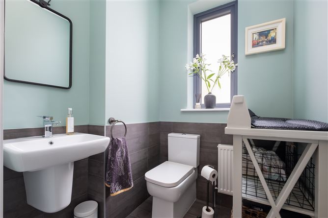 2 The Crescent, Scholarstown Wood, Rathfarnham, Dublin 16