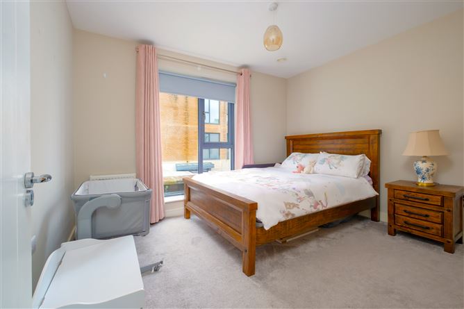 2 The Crescent, Scholarstown Wood, Rathfarnham, Dublin 16