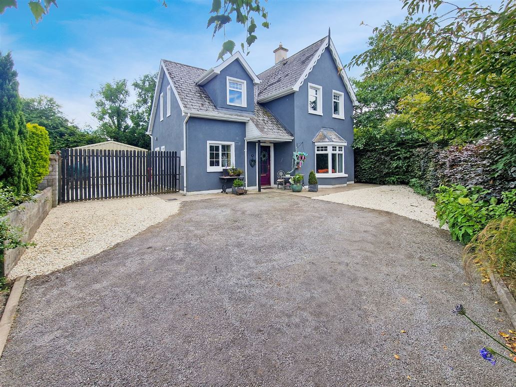 11 The Old Forge, Tulla, Co. Clare