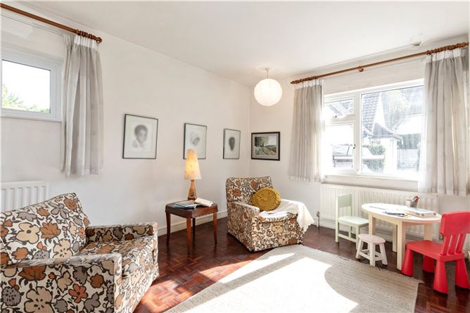 9 St Thomas Mead, Mount Merrion, Co. Dublin