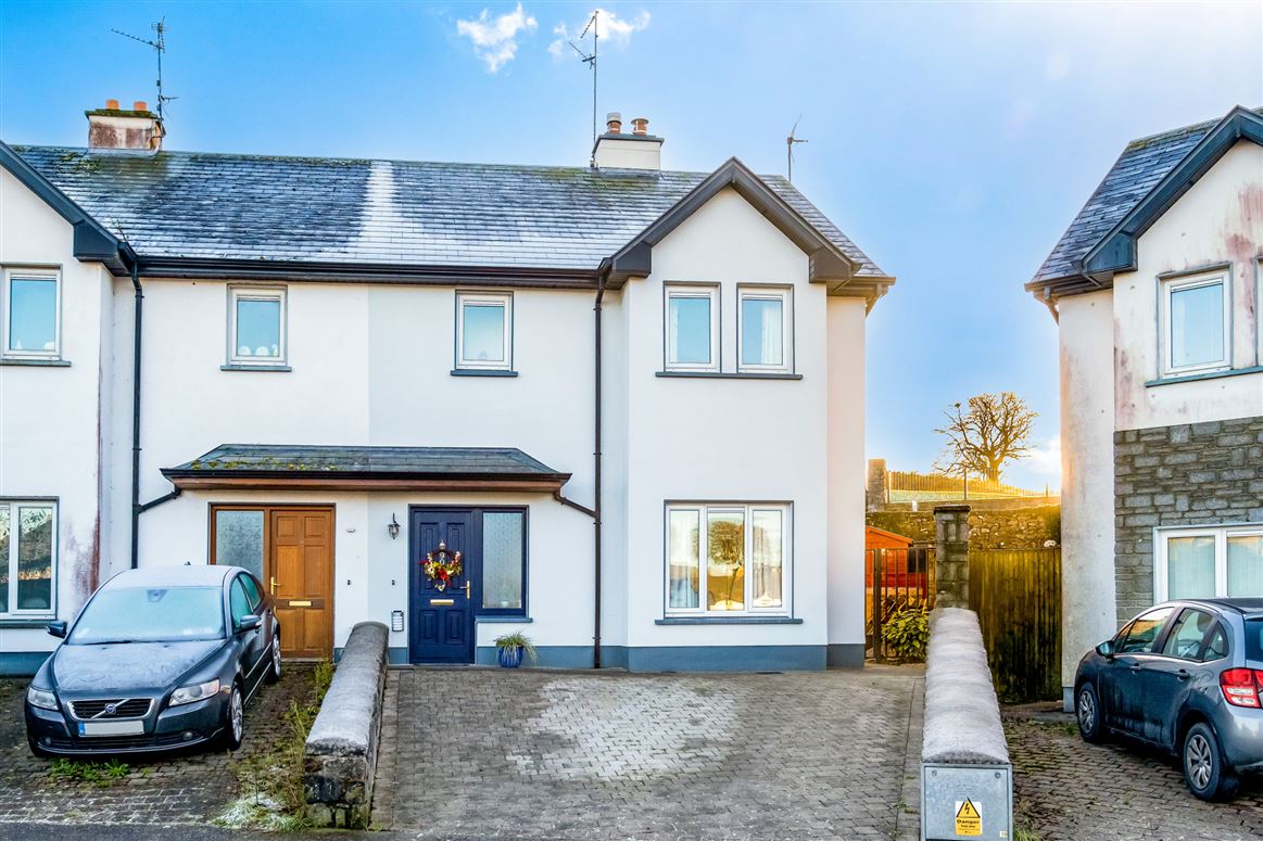 90 Baunoge, Mountpleasant, Loughrea, Co. Galway