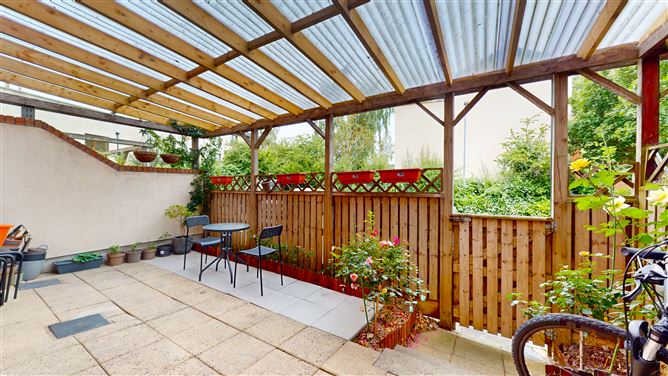 15 Castlegate Dene, Adamstown Castle, Lucan, Co. Dublin