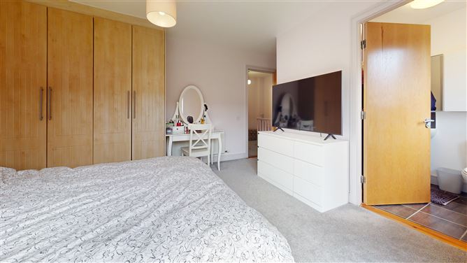 15 Castlegate Dene, Adamstown Castle, Lucan, Co. Dublin