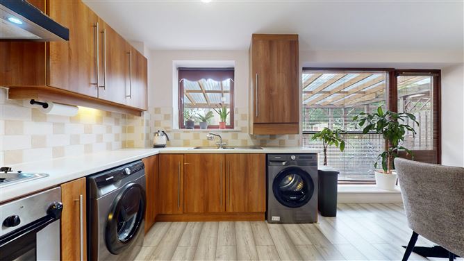 15 Castlegate Dene, Adamstown Castle, Lucan, Co. Dublin